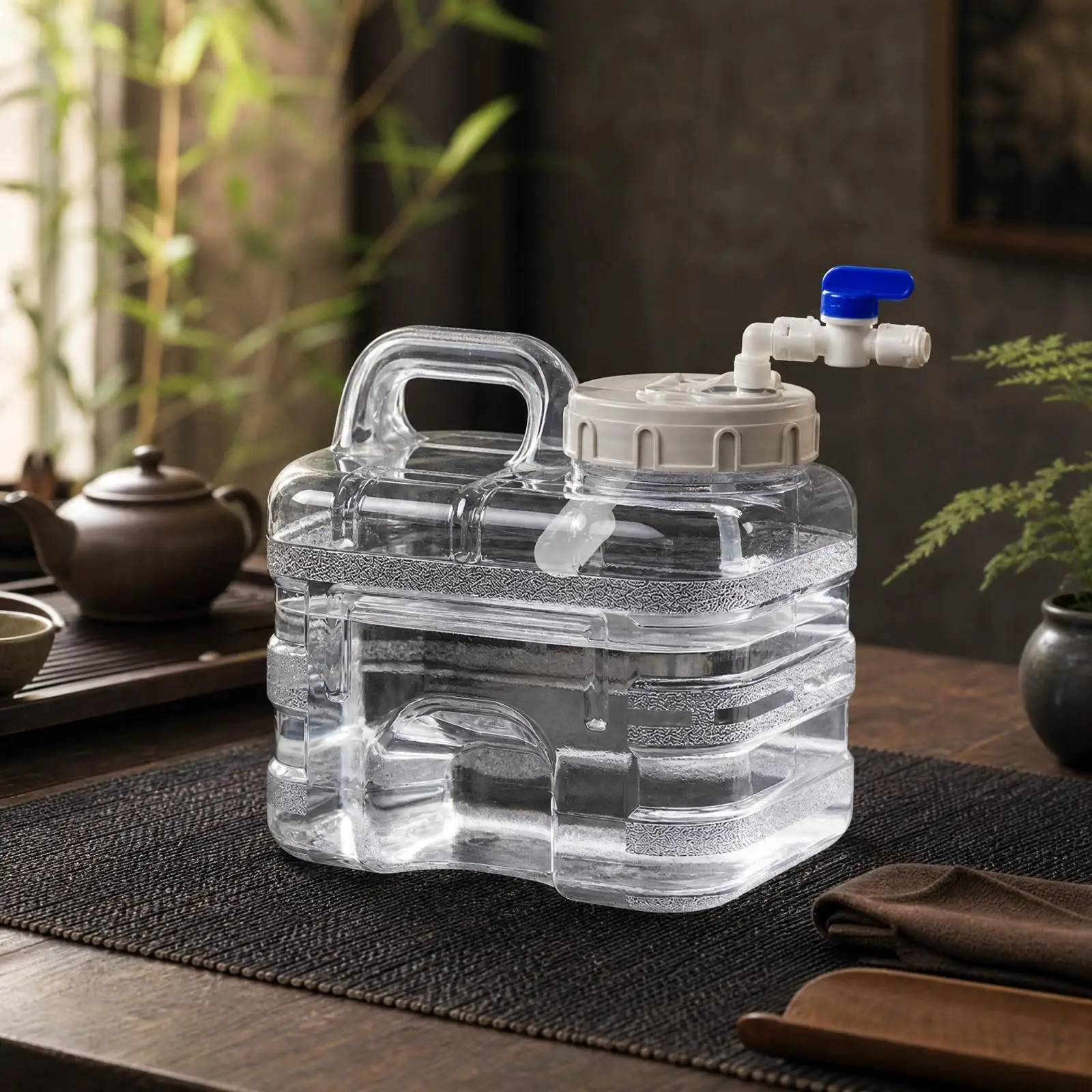 Transparent PC Water Dispenser with Dustproof Cover and Faucet for Daily Beverage Supply