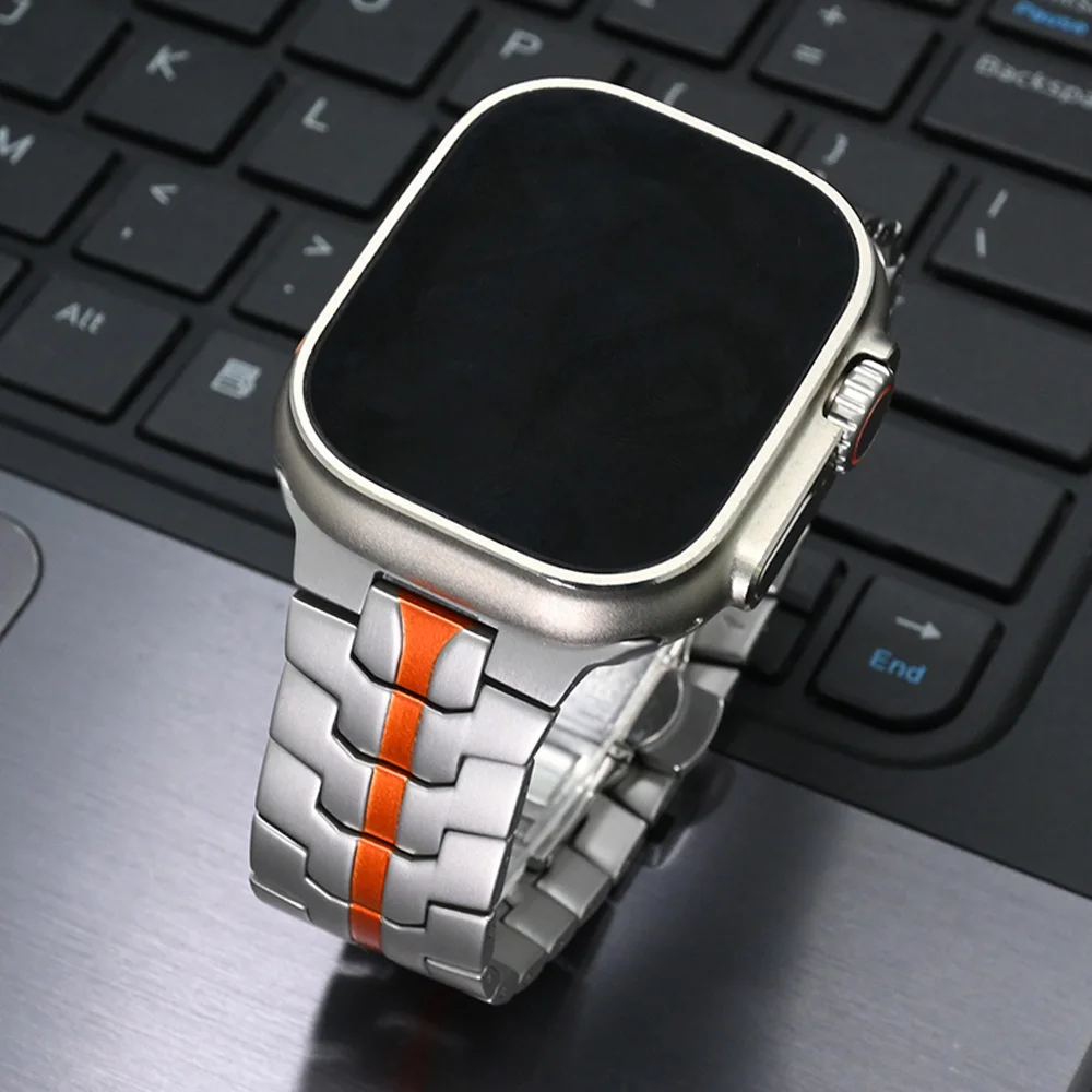 Cinturino a maglie in metallo per Apple Watch Ultra 2 49mm 10 46mm Cinturino di lusso in acciaio inossidabile per IWatch Series 9 8 7 6 SE Bracciale business