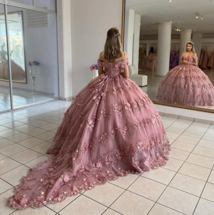 

Pink Princess Quinceanera Dresses Ball Gown Off The Shoulder Tulle Appliques Sweet 16 Dresses 15 Años Mexican Customized