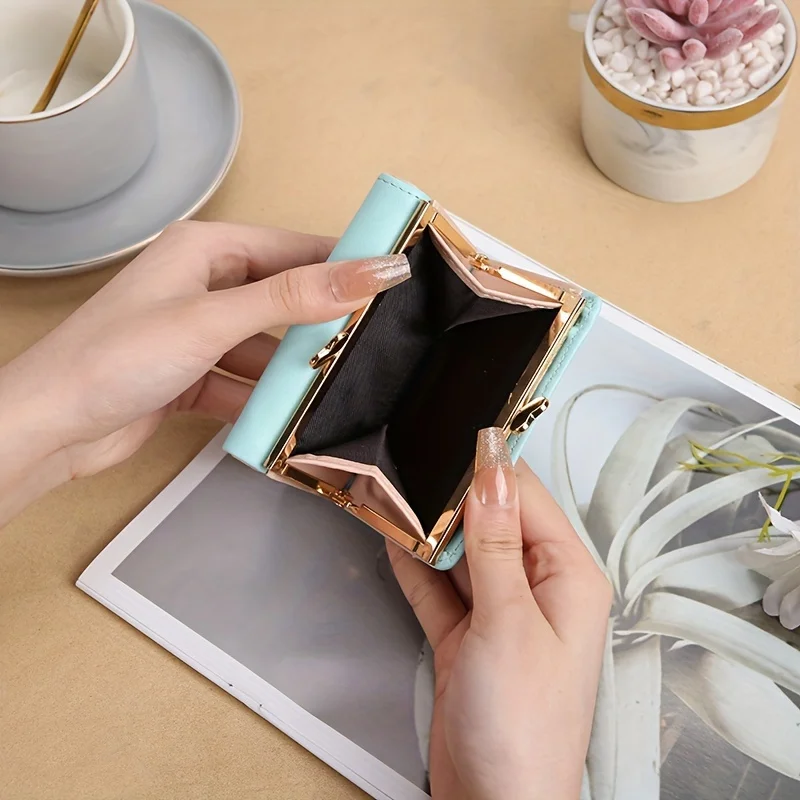 น่ารักพับผู้หญิงกระเป๋าสตางค์สั้นการ์ตูนมินิคลิป Creative Zero Wallet