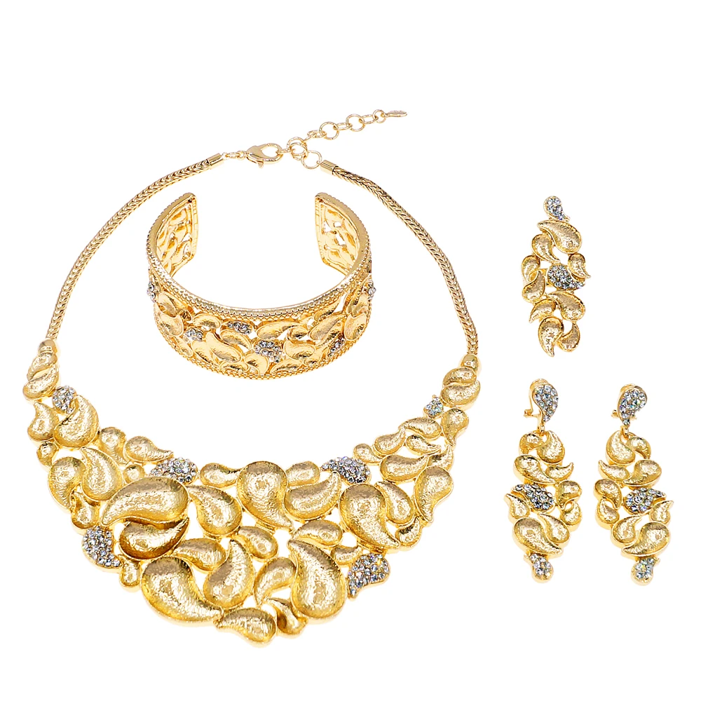 Gold Plated Women's Jewelry Set with Necklace And round Bracelet - Luxury Nigerian Wedding Accessory for Women