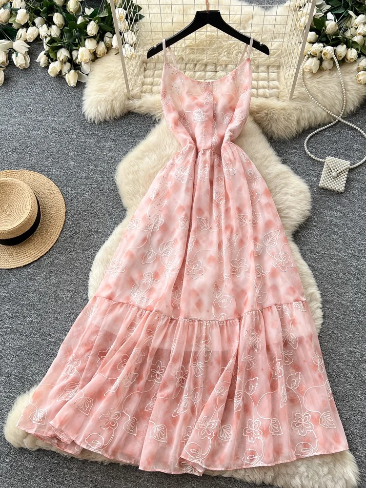 

Korean Style High Waist Sleeveless Embroidered Sequin Halter Dress Women's Summer Commute A-Line Floral Long Dress