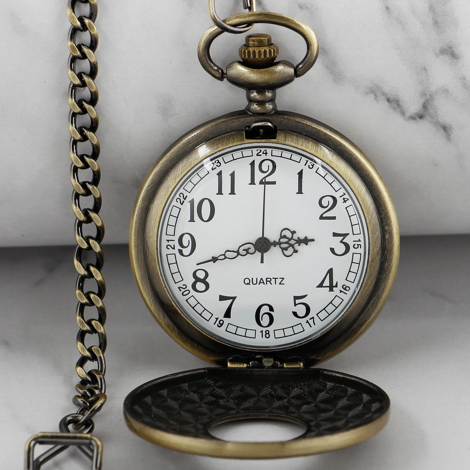 Exquisite Retro Digital Quartz Pocket Watch Gift for Men and Women Practical Popular Pockets Chain Watches Reloj De Bolsillo