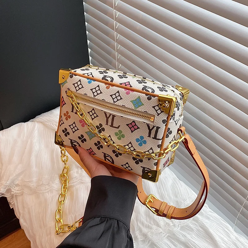 

‌2025 Trendy Bucket Bag for Women - Stylish Shoulder Crossbody Purse, Fashionable Small Handbag with Unique Design, Casual Chic