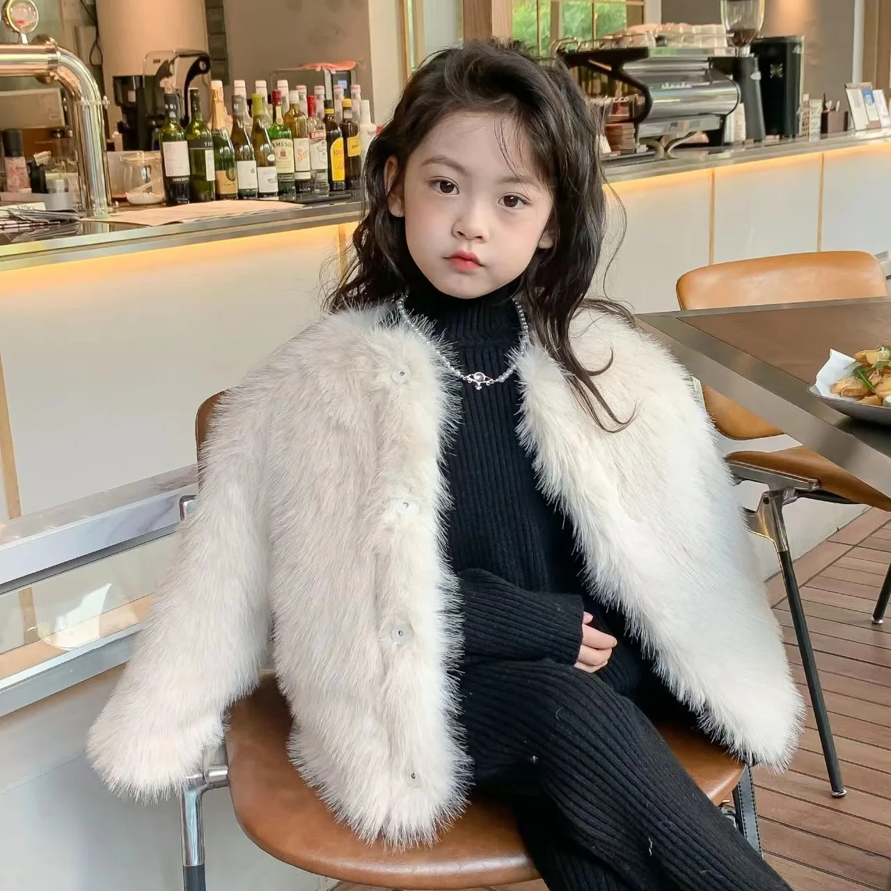 2-10 Years Autumn Winter Fake Fur Girls Short Coat Fashion Luxury Winter Jacket for Girl Kids Warm Fluffy Round Neck Outerwear