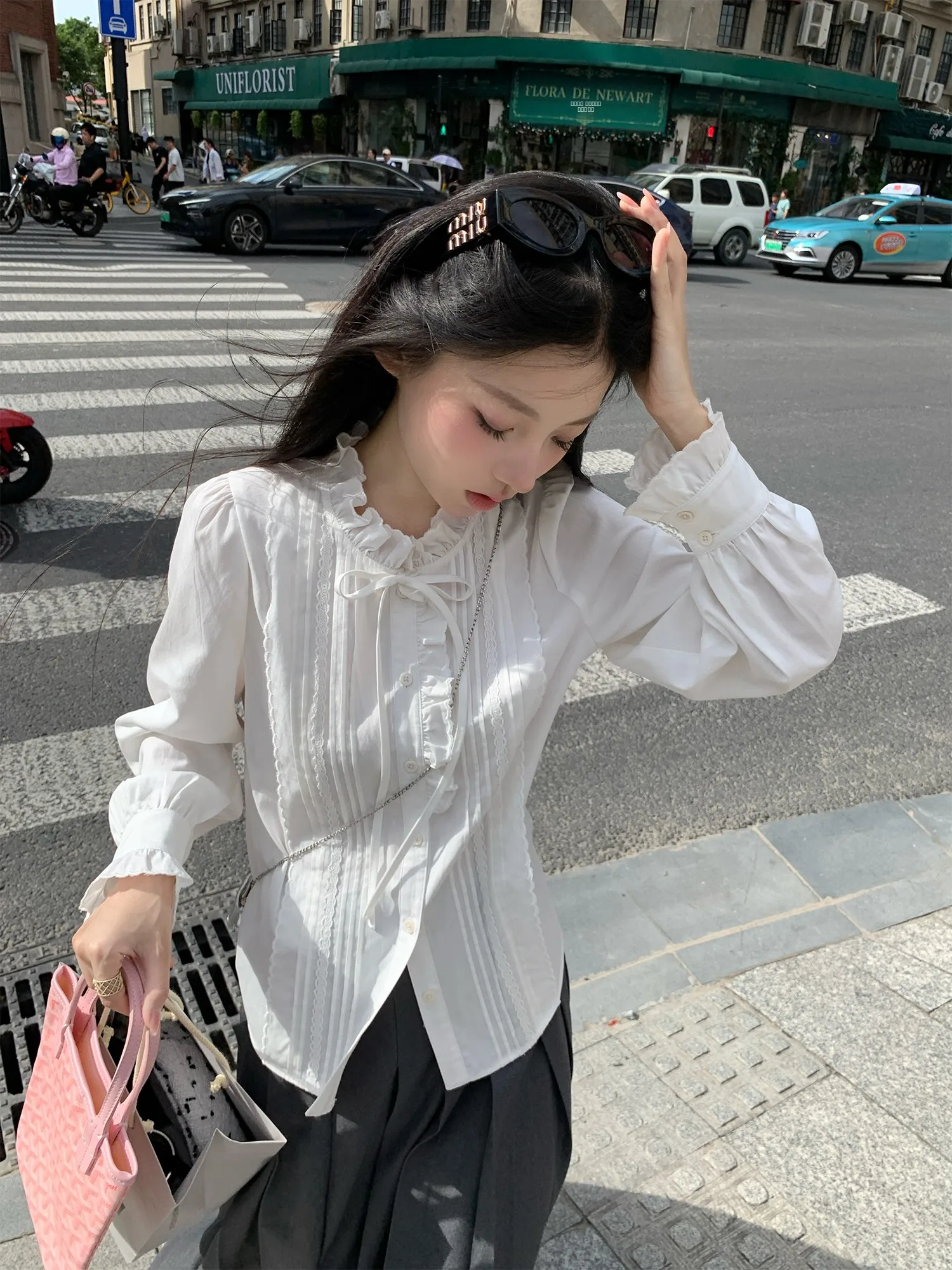 

Ele White irt Women's Faionable Layered Stand Collar Floral Trim Top Korean Sle Long Sve Loose Fit Commute Wear