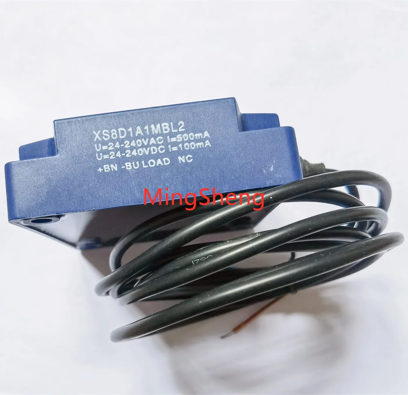 Original new 100% special selling high precision new sensor switch XS8D1A1MBL2 proximity switch