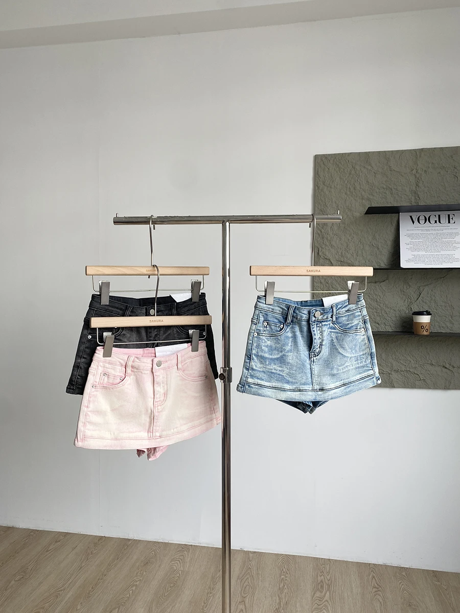 

Summer 2025 Stylish American Hot Girl Fashionable Short Denim Skirt Women Slim Fit High Waist Zipper Style Commute Style