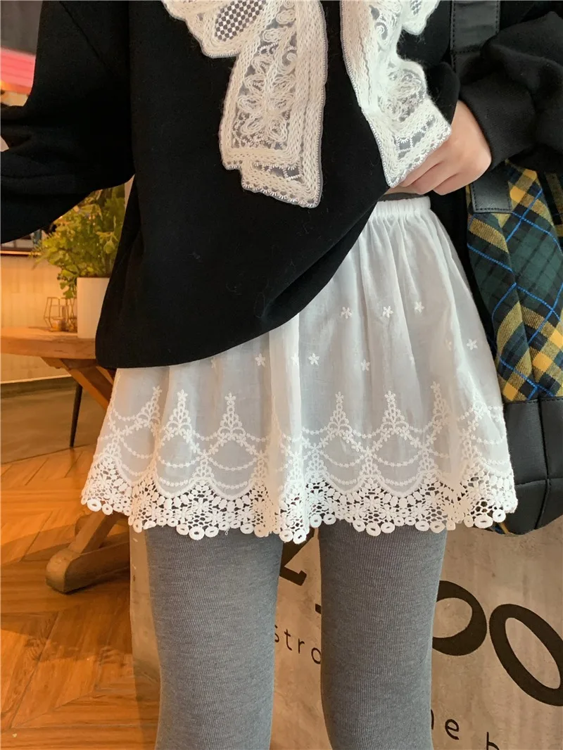Plus size Spring Design Embroidered Lace Half Skirt Women's Inner Wear A-Line Short Skirt High Waist Half-length Fart Curtain