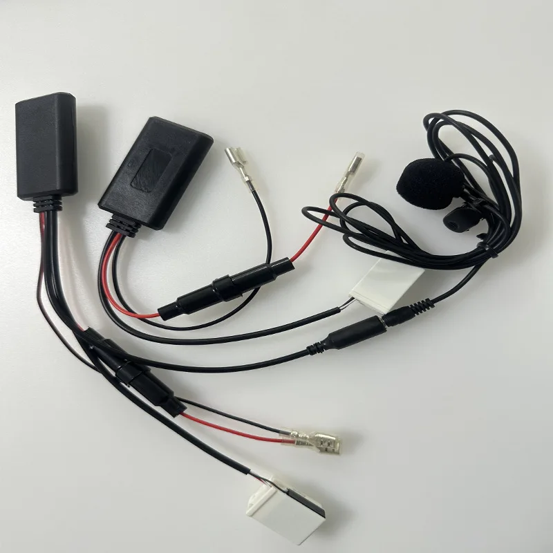 Applicable to Volkswagen BMW Ford car wireless Bluetooth receiver AUX audio cable adapter with microphone