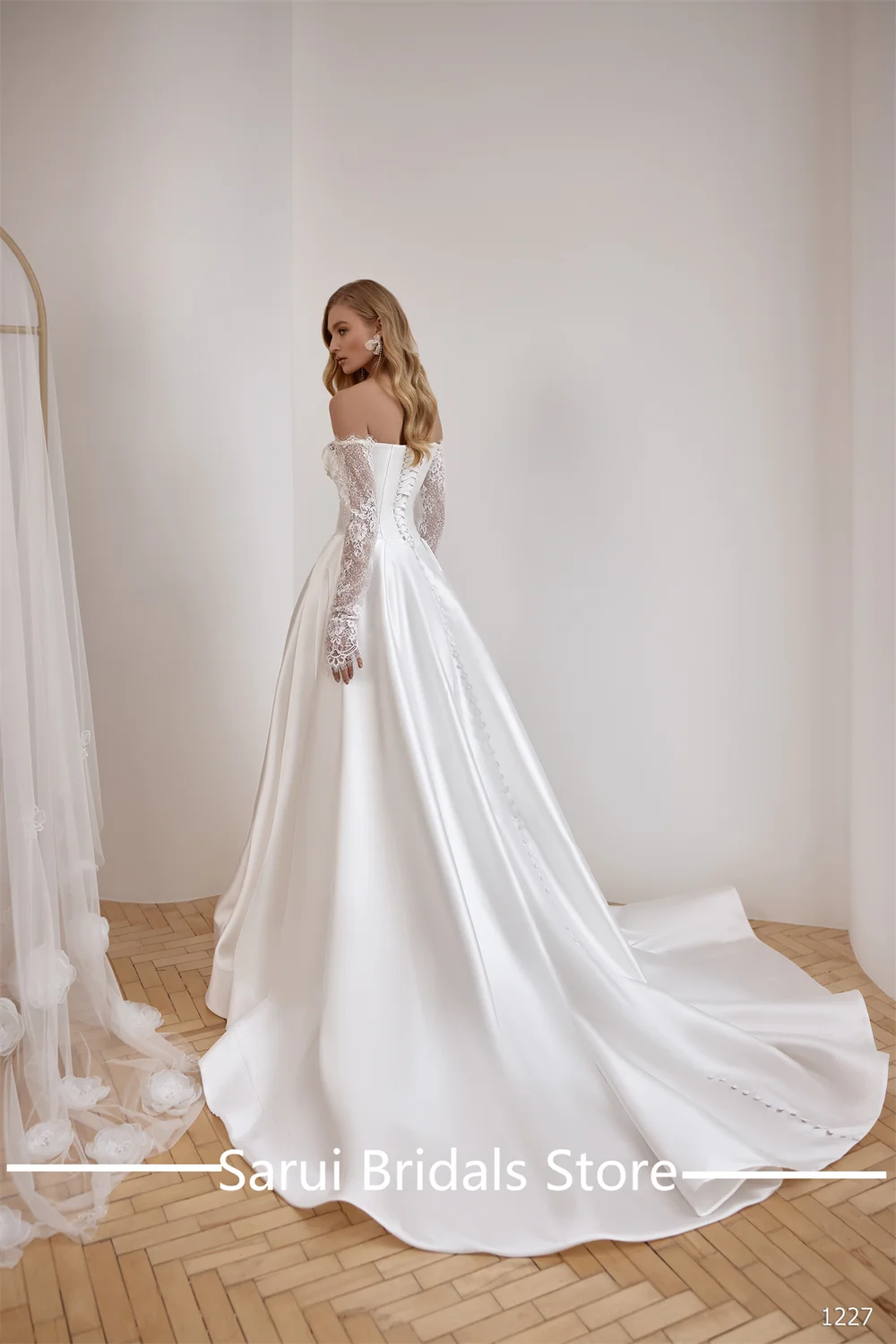 Vestido de novia bohemio de satén con hombros descubiertos y encaje, manga larga, abertura lateral, encaje en la espalda, vestido de dama de honor con corte personalizado