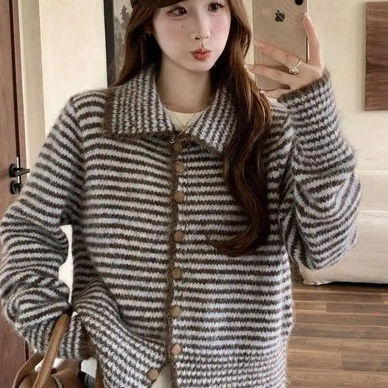 

Women's Sweater Popular High-End Soft and Loose Knit Cardigan Autumn Winter Knitwear Korean Female Retro Striped Lapel Jacket