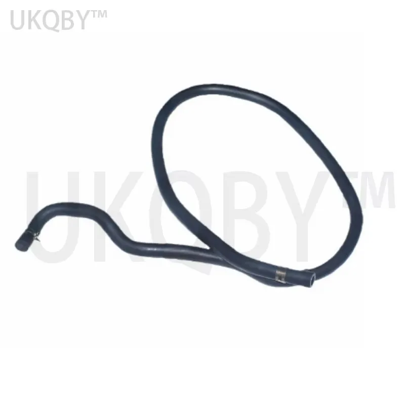 

применяется Fo rd Fo cu s Короткая возвратная труба резервуара для воды 3M5H8C012MK