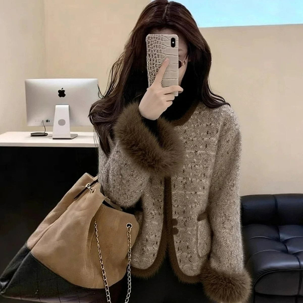 

Brown Jacket Women's Clothing 2025 Winter Unique Fashionable Versatile Short Top