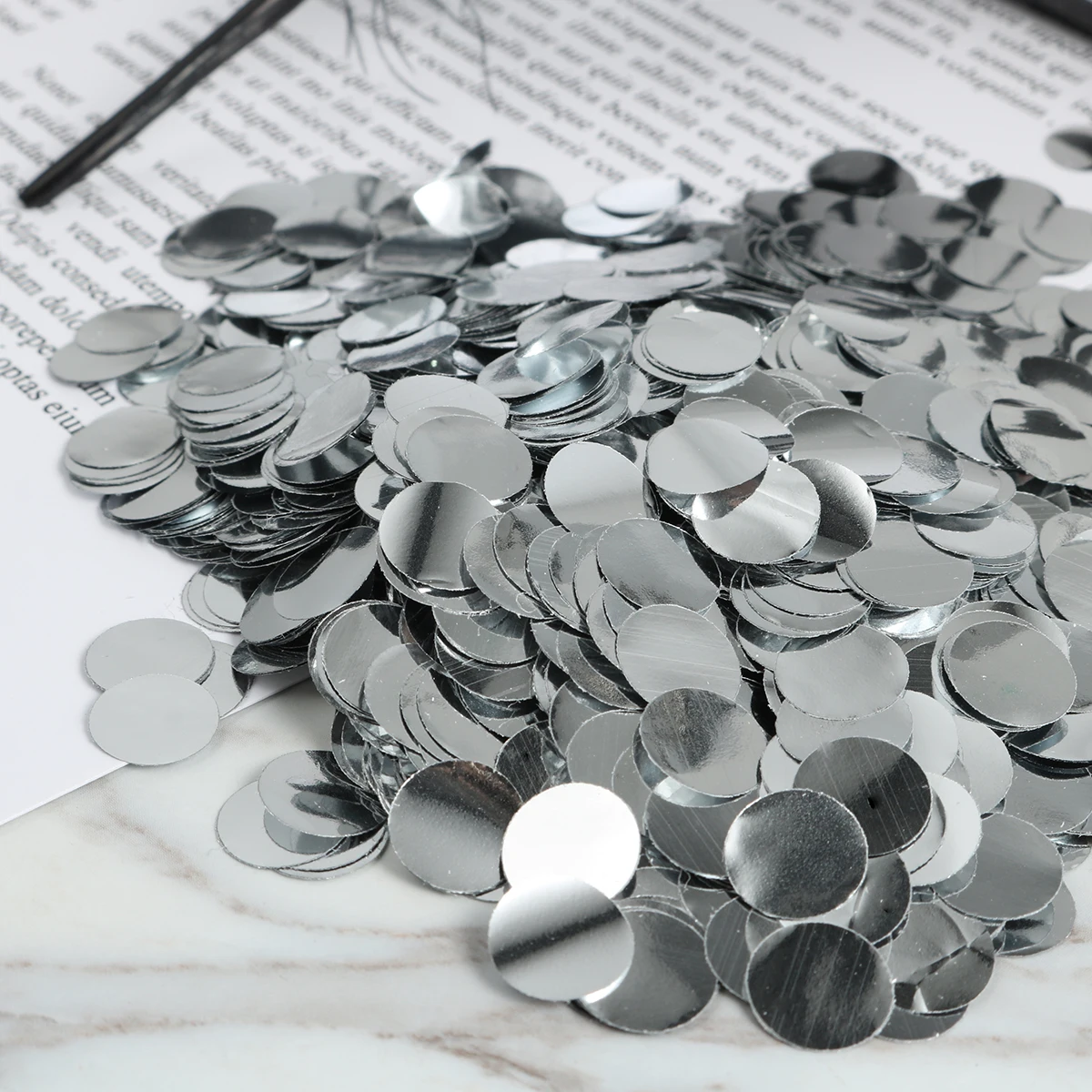 

50G 1Cm Silver Tissue Paper Balloon Fillers For Birthday Party Decoration Festive Mood Glitter-Free Sequins Wedding Balloon