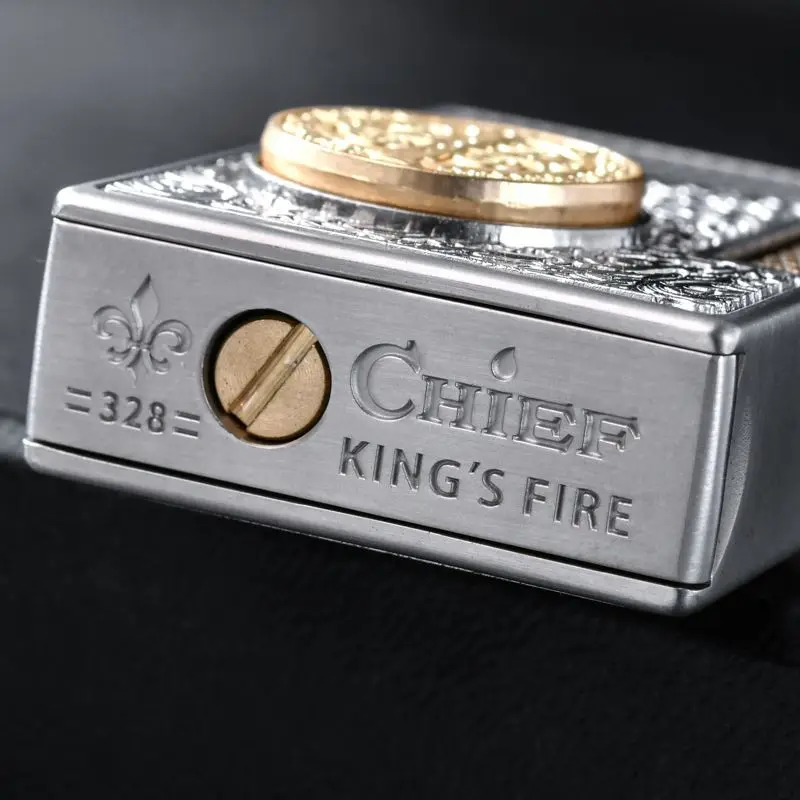 CHIEF black gold kerosine lighter, rotatable sticker, metal carved pattern grinding wheel lighter, men's holiday gift