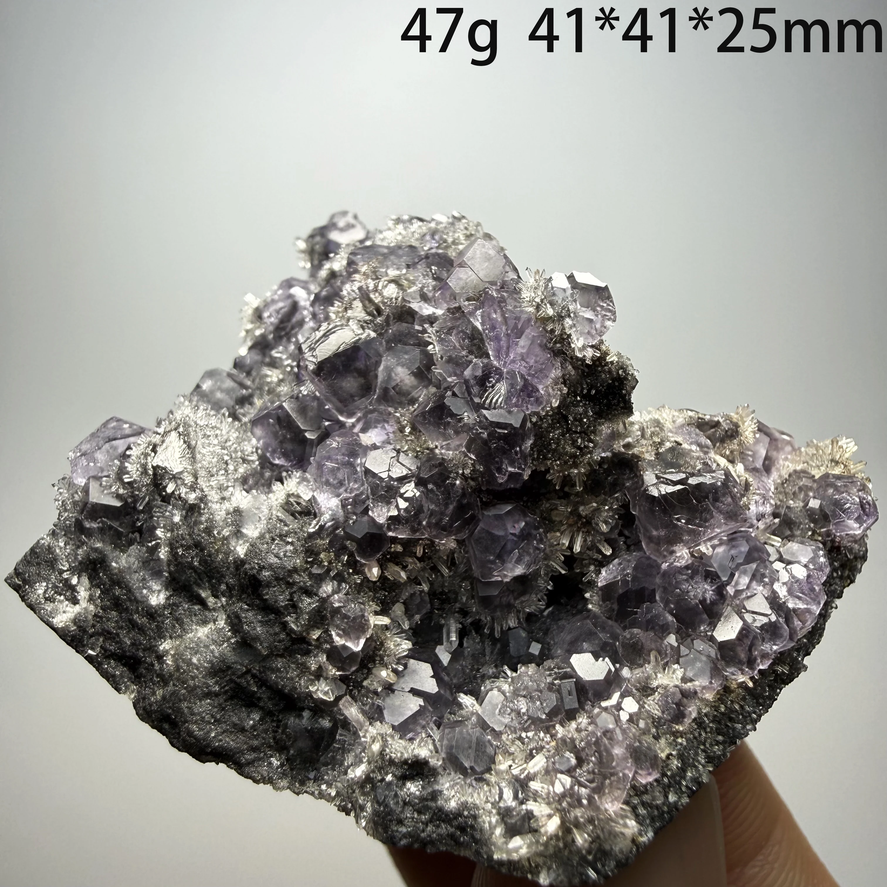 Natural Tanzanite Fluorite Crystal Cluster Raw Stone Chakra Alignment Meditation Healing Mineral for Home Decor A1-1-1