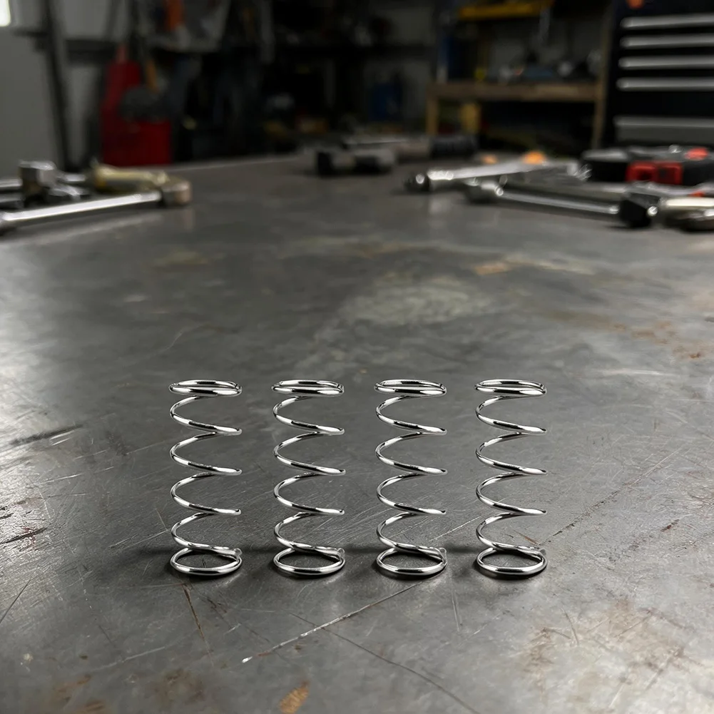 Lawn Tool Repair Kit 73-8270 Compression Spring 5*5*2 Cm High Strength Metal Build Precision Engineered Design