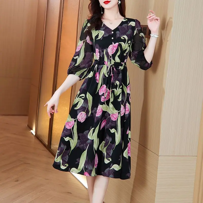 Korean 2024 Summer Women's Spliced V-neck Printed Button Drawstring Fashion Slim Minimalist Casual Seven Quarter Sleeve Dresses