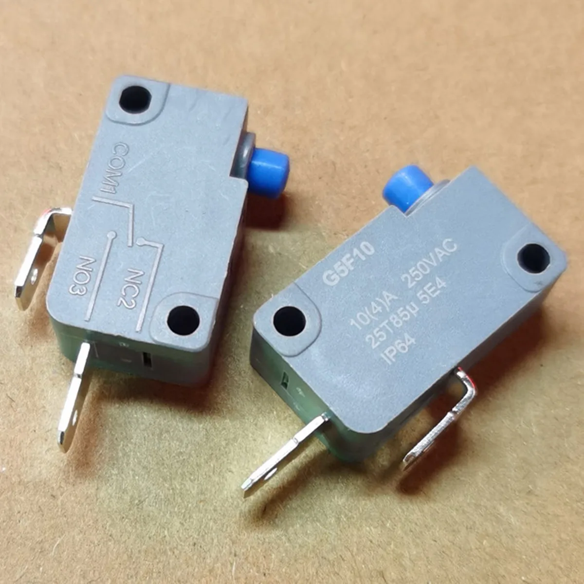 Original new 100% G5F10-0C travel limit micro switch 10A250VAC dustproof and moisture-proof normally open 2pin