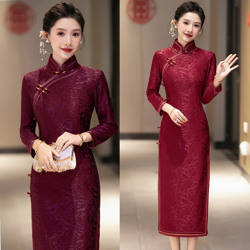 

Yourqipao Long-sleeved Mother Of The Bride Cheongsam Plus Velvet and Thickened Winter Chinese Wedding Guest Dress Women Qipao