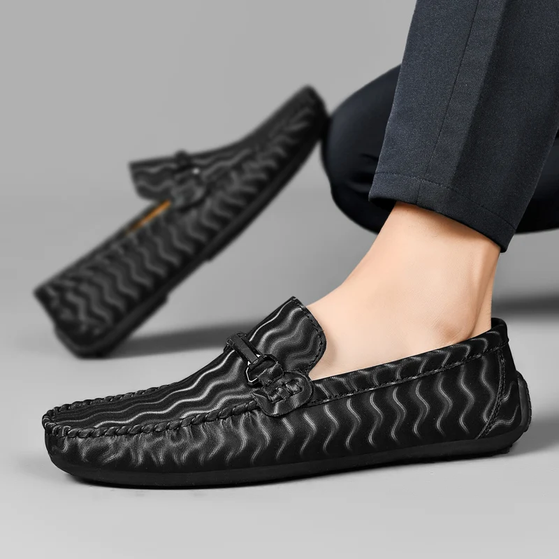 

Spring and autumn men's comfortable flat shoes men's shoes casual fashion casual shoes men's shoes flat shoes