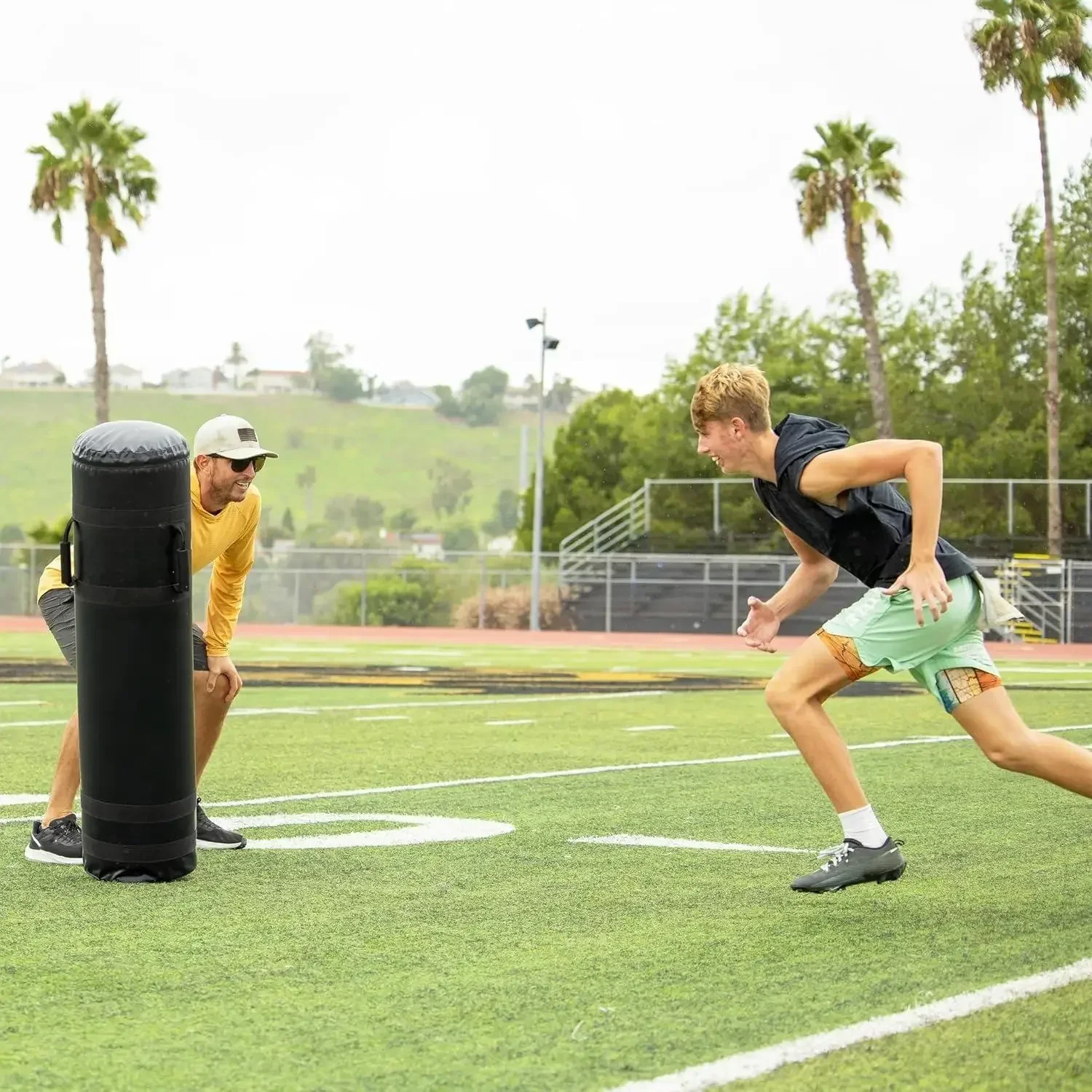 Boneka Latihan Tugas Berat – Peralatan Latihan untuk Remaja & Latihan Perguruan Tinggi – Bantalan Penahan XL 4 kaki untuk Olahraga & Bela Diri