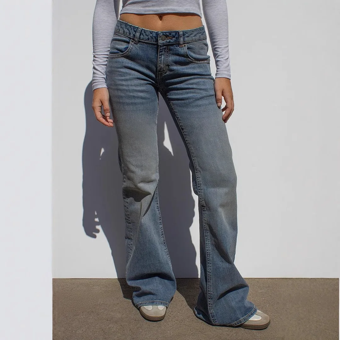 

Street Trend Low-rise Stretch Floor-length Jeans.Women's Four-season Fashionable,Slim,Simple and Comfortable Micro-flared Jeans
