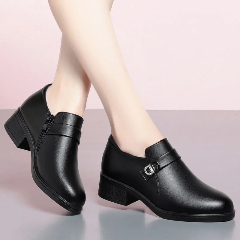 Spring Deep Mouth Block Heels Women Shoes Comfort Fashion Breathable Round Toe Soft Leather Soft Sole Office Black Shoes