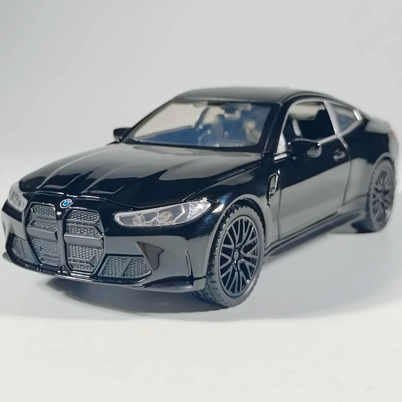 

1:32 M4 alloy car model simulation ornament children's toy gift