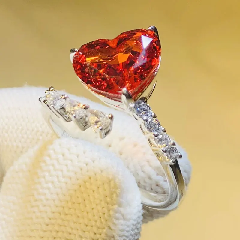 2023 Best Winter Padma 3-carat Personality Fashion Style Inlaid 8 * 10 Heart s925 Silver Ring Girl