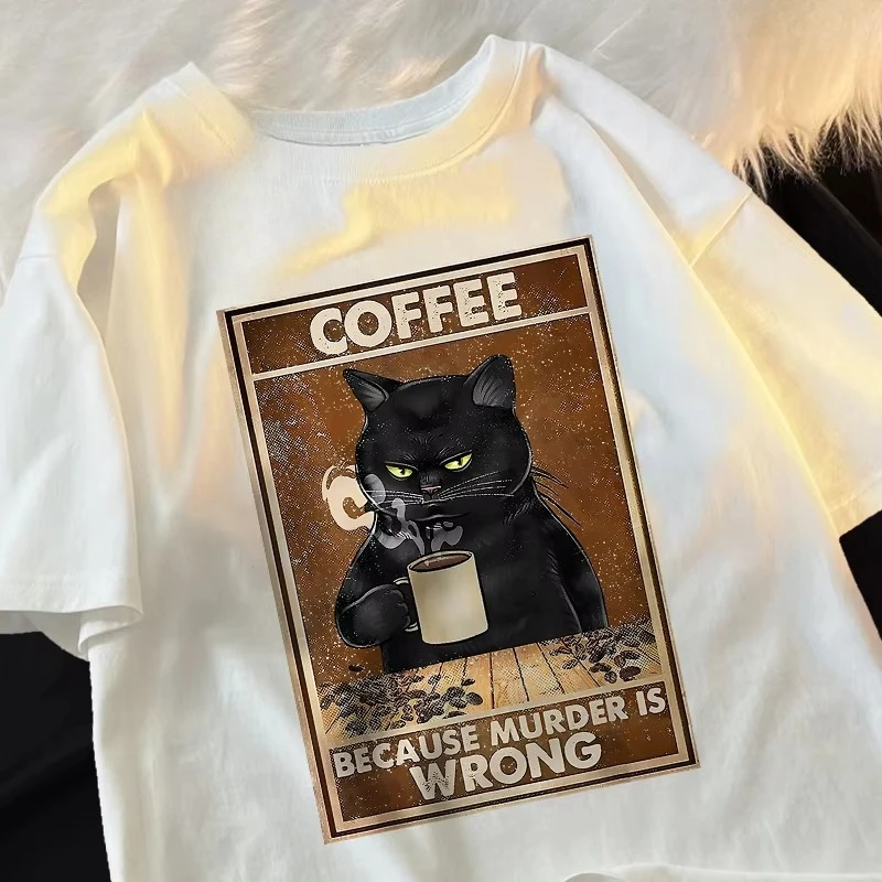 Camiseta de hombre de verano 2026, 100% algodón, estampado de gato negro tomando café, corte holgado y cómodo.