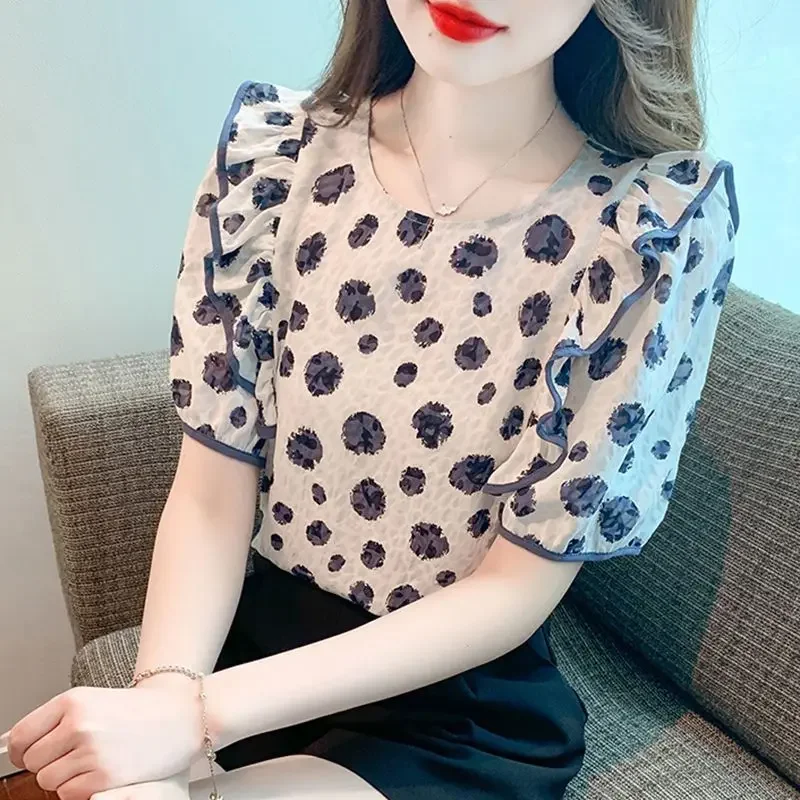 

New Style Design Niche Fashionable Short Sleeved Top Summer Polka Dot Chiffon Shirt for Women