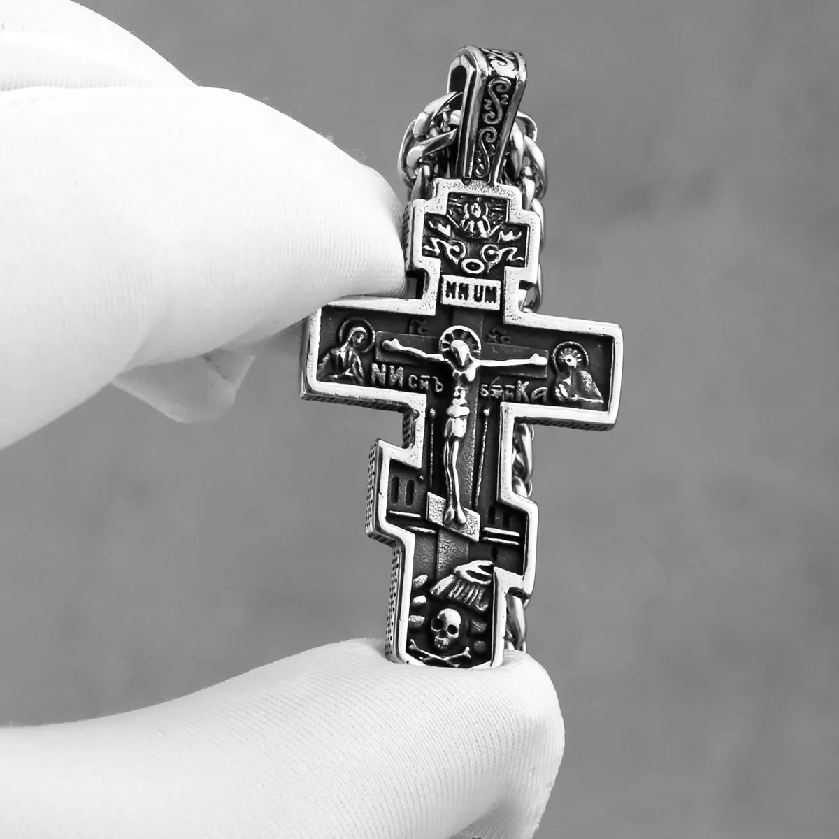 Vintage Jesus Cross Necklace Men\'s Stainless Steel Faith Christian Amulet Pendant Necklace Religious Male Jewelry Gift Wholesale