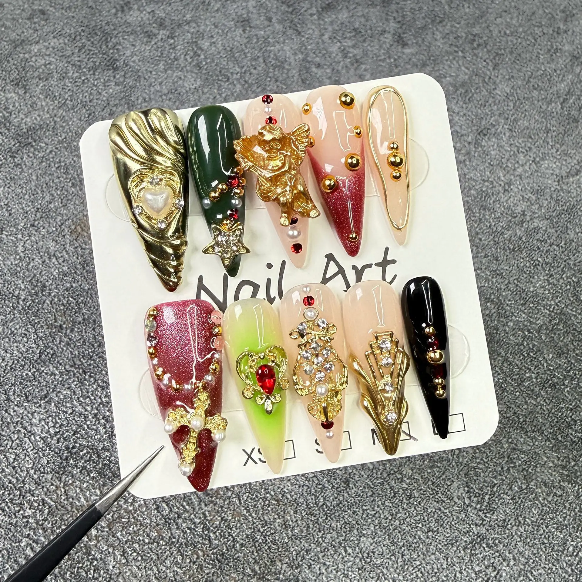 

Жирный гламурный пресс на ногтях 3D Металлический декор Легко наносится Роскошный готический ангел 3D Металлический декор Горный хрусталь Жемчуг Несколько размеров