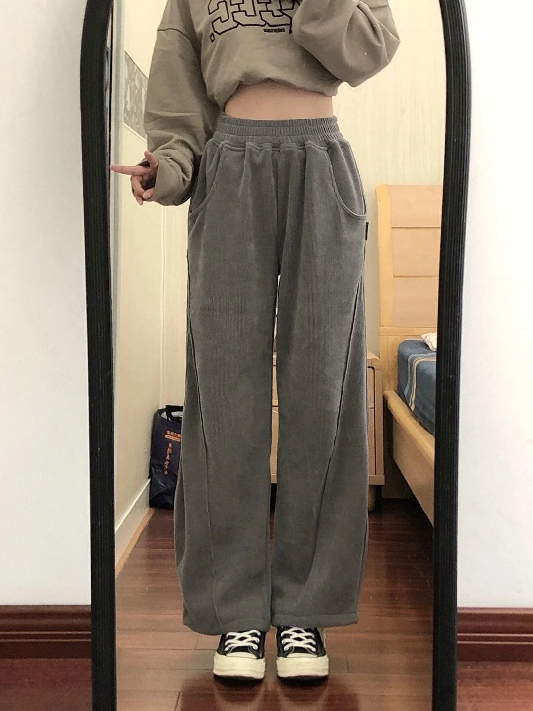 

Elastic Waist Leg for Women Loose Corduroy Casual Sports Pants Korean Fashion Women Clothing Y2k Pants