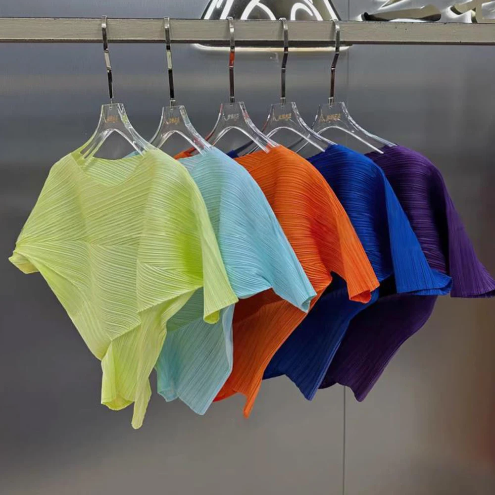 summer new short-sleeved waist three-dimensional irregular triangular design versatile top