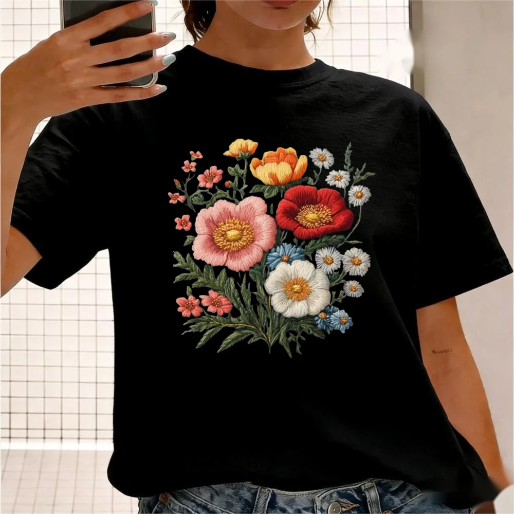 Retro Botanical Floral Graphic Tee Vintage-Style Embroidered Wildflower Bouquet Print Casual T-Shirt Women Fashion Cotton Tops