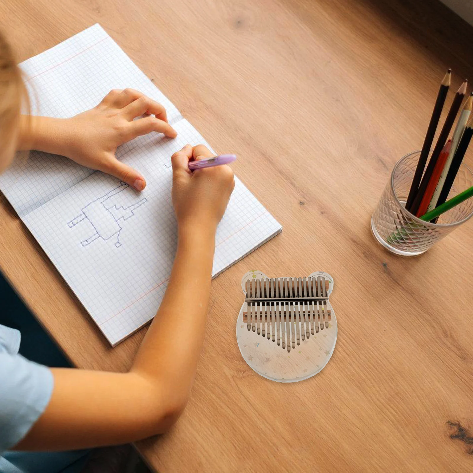 17-مفتاح الإبهام أداة كاليمبا الصغيرة الاكريليك الدب شكل المحمولة إصبع البيانو للمبتدئين 17 لهجة آلة موسيقية اليد