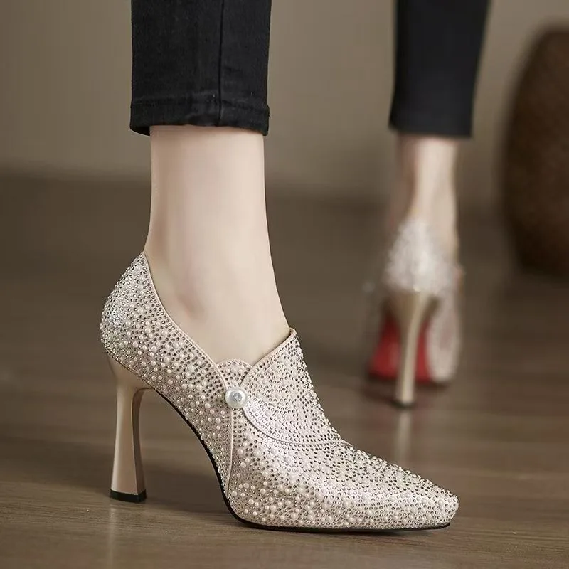 

Новинка осени/зимы 2024, женские туфли на высоком каблуке с острым носком и бриллиантами и жемчугом, свадебные туфли премиум-класса цвета шампанского, серебристого цвета