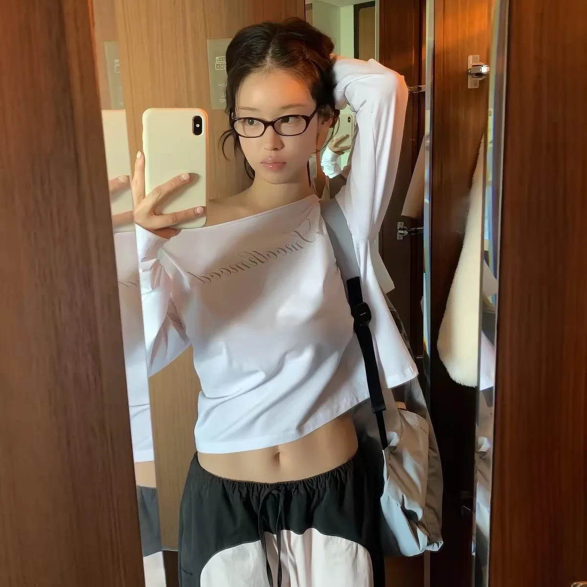 Loose Long Sleeve Shoulder Bared T Shirt Women's Korean Style Casual Print Slimming Effect Quick Delivery Smoothmood New Arrival