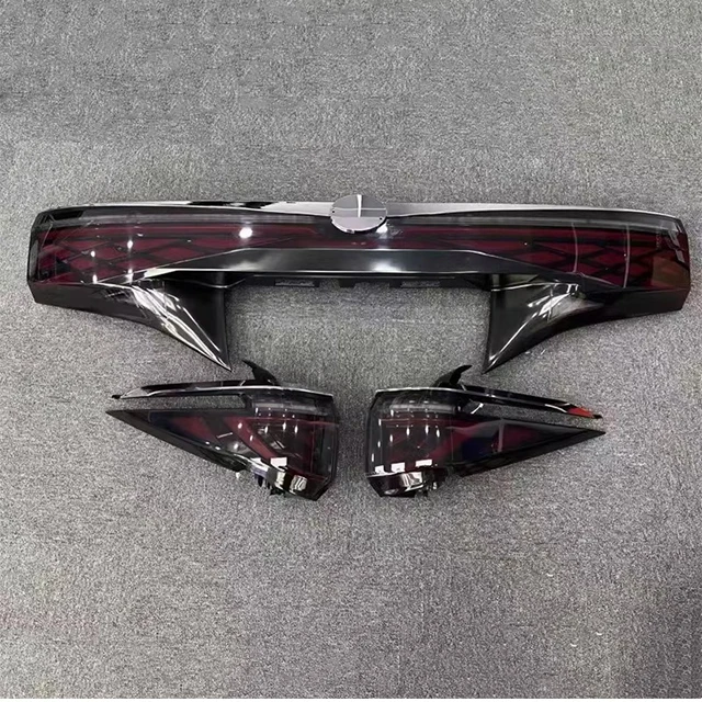 Suitable for 40 Series Alphard Vellfire  Upgraded with butterfly Through Flowing Taillights and Rear Taillight Assembly Refit