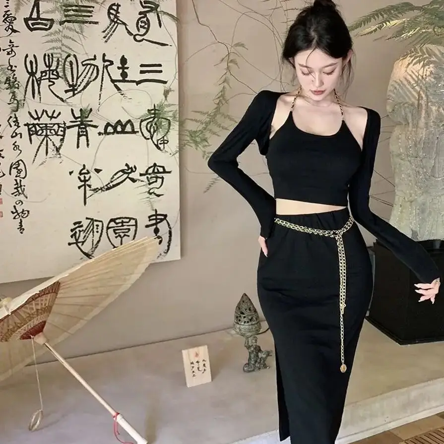 

Three-Piece Suspender Long-Sleeved Cardigan Hip-Covering Slit Skirt High-End Women Early Autumn New Temperament Slim Suit