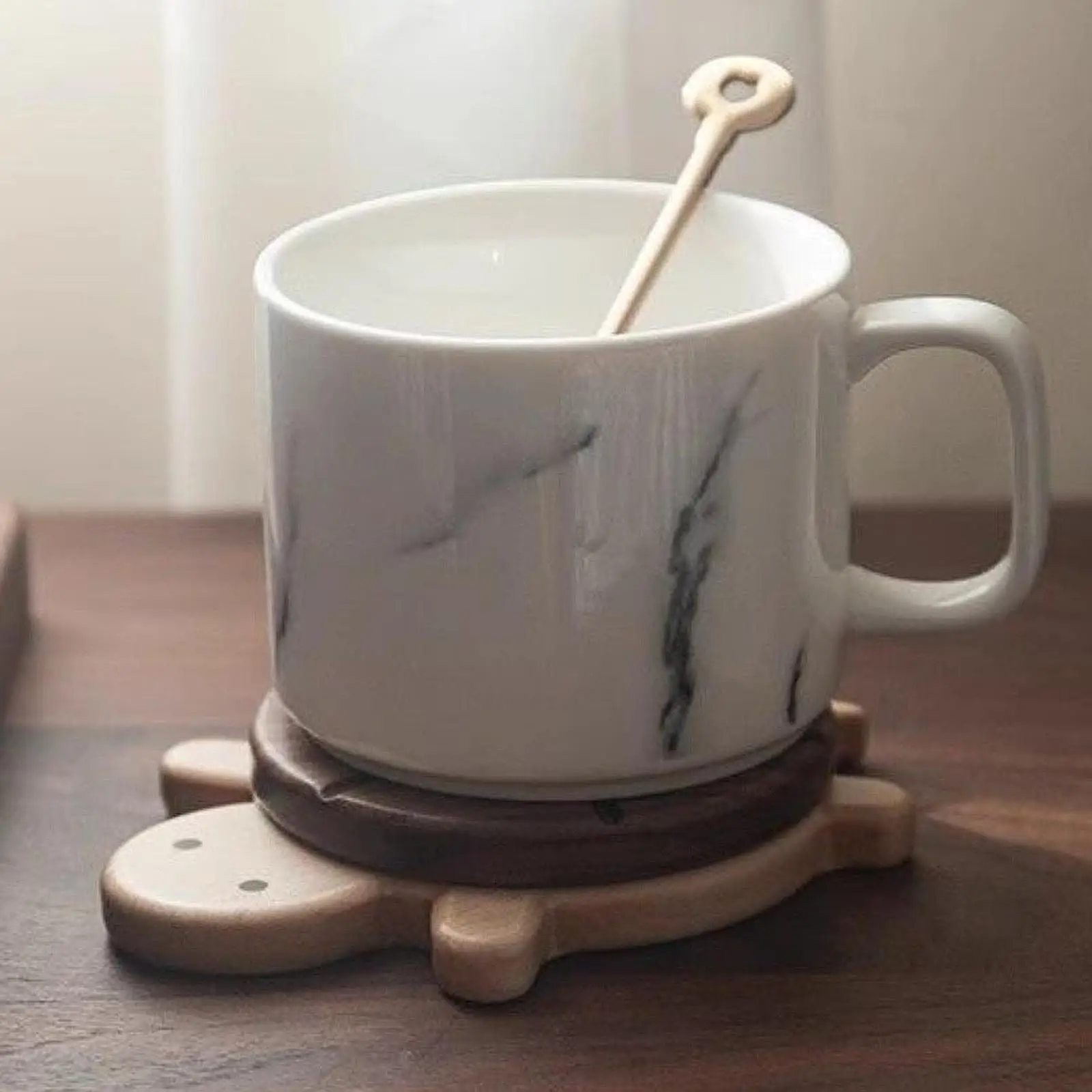 Wooden Cartoon Turtle Coaster Adorable Versatile Diameter 8.5cm Heat Insulating Drink Mat for Home Tabletop Lightweight Sturdy
