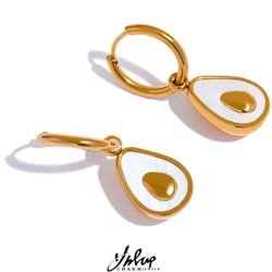Yhpup Goldene Avocado-Tropfen-Edelstahl-Frucht-Huggie-Creolen für Frauen, natürliche Muschel, modischer Charme, süßer Schmuck, Geschenk