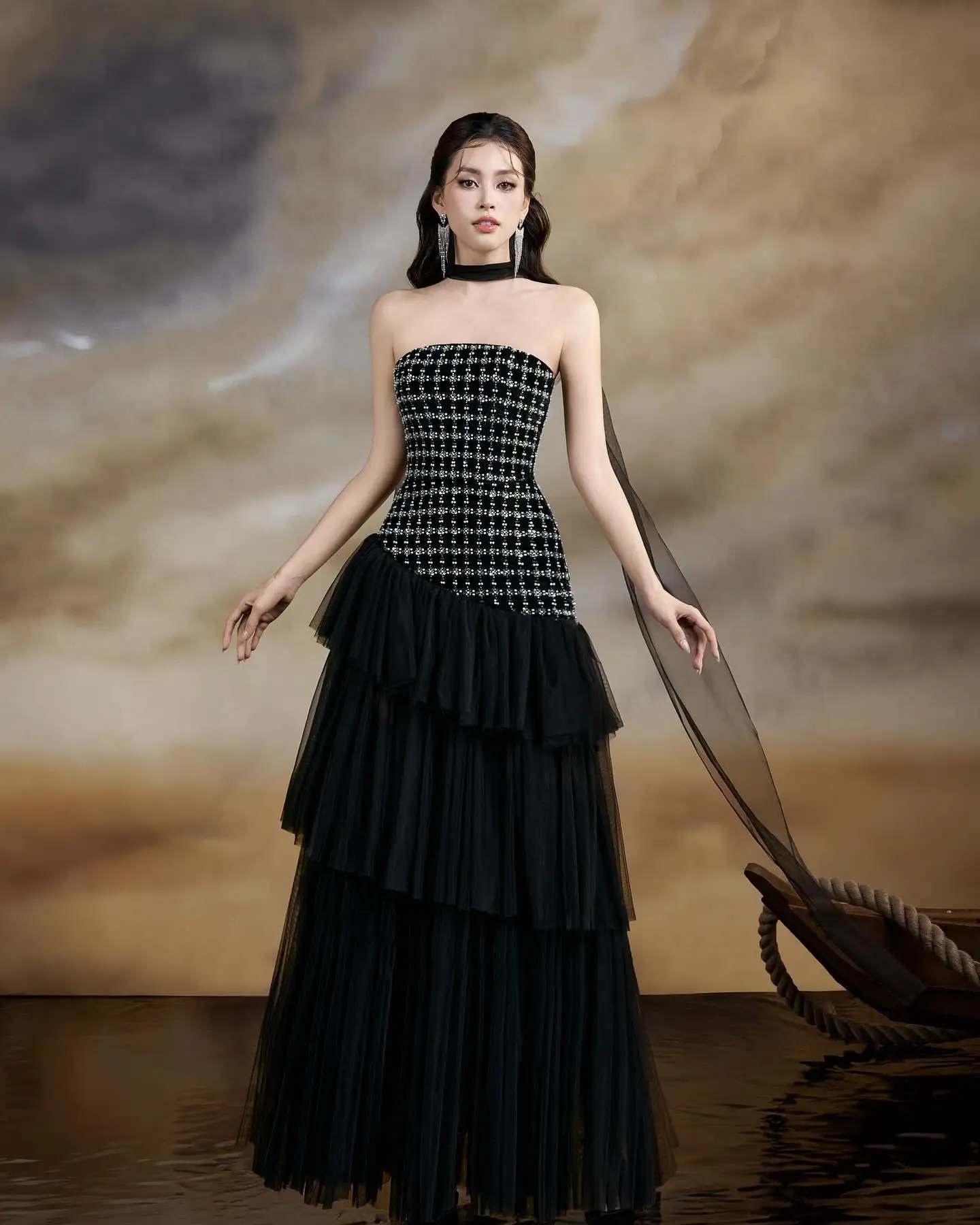 

Customized Modern Pleats Ribbons Pearls Strapless Evening Dress Graceful A-Line Organza Black Party Gown vestidos para mujer