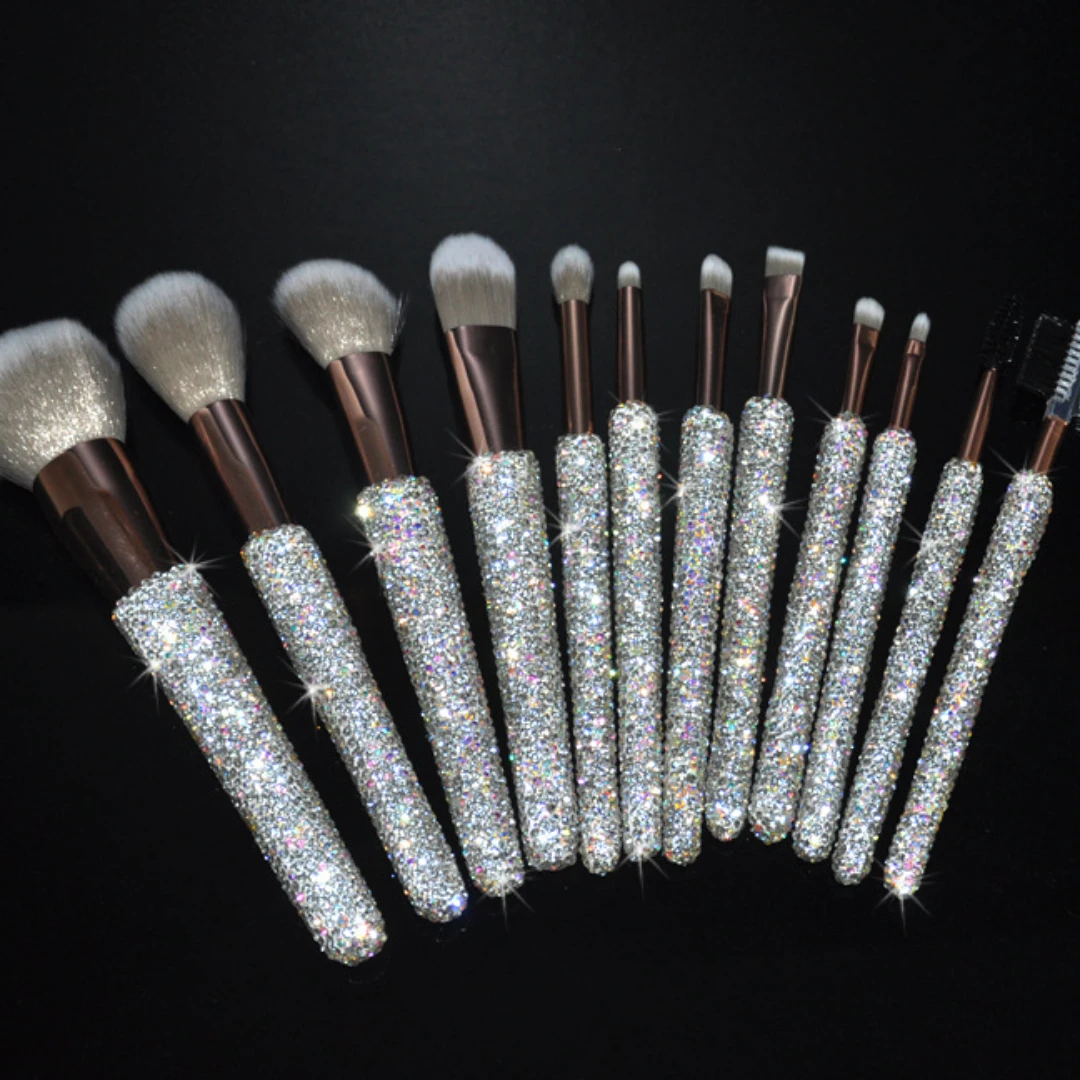 12pcs Diamond-studded Makeup Brushes Cosmetic Powder Eye Shadow Foundation Blush Blending Beauty Make Up Brush Bridesmaid Gift