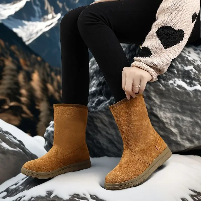 

Сплошные цветные полувысокие зимние ботинки на платформе для женщин. Шикарная и элегантная модная обувь большого размера 2024, теплая женская обувь из ягненка Y2k.