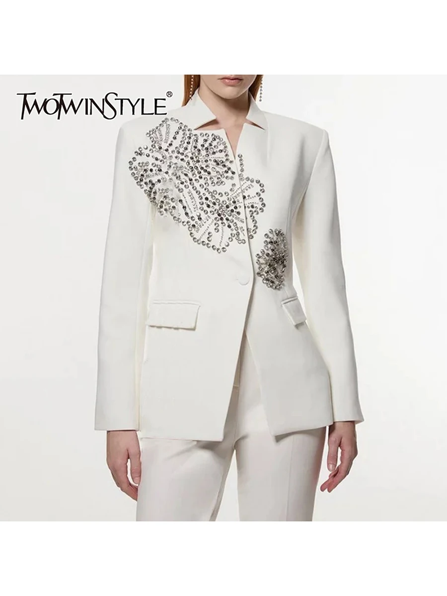 

TWOTWINSTYLE однотонные роскошные блейзеры с бриллиантами для женщин с v-образным вырезом и длинными рукавами в стиле пэчворк, темпераментный женский пиджак на пуговицах