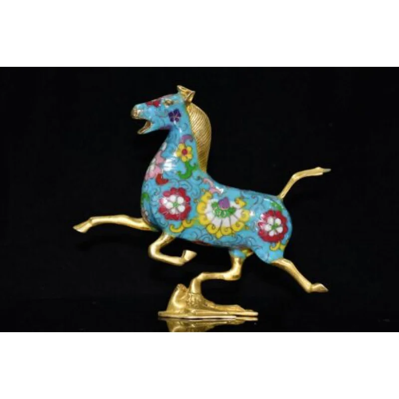 B China Copper Cloisonne Enamel Handmade Exquisite horse stepped swallow Statues